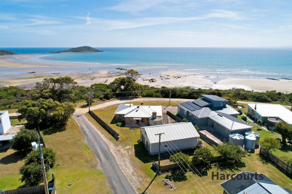 11 Morgan Esplanade, Tomahawk TAS 7262, Image 1