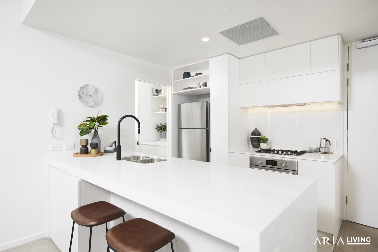 3 bedrooms Apartment / Unit / Flat in 1110/62 Logan Road WOOLLOONGABBA QLD, 4102