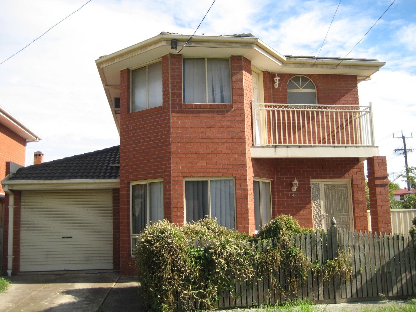 3 bedrooms Townhouse in 96 Devonshire Road SUNSHINE VIC, 3020