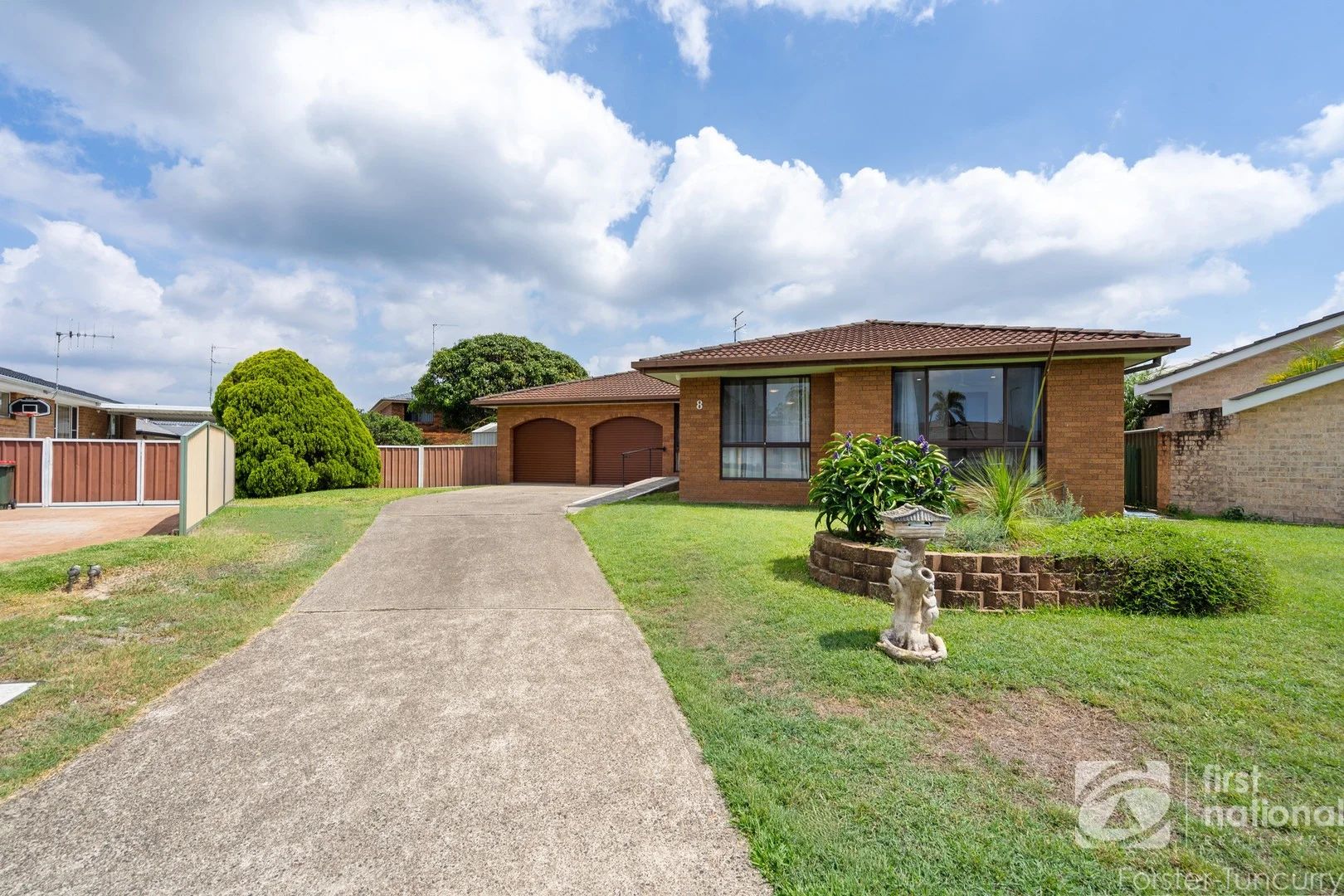 8 Annette Place, Tuncurry NSW 2428