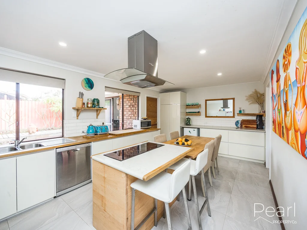 Primary image of 19 David Street, Mullaloo WA 6027