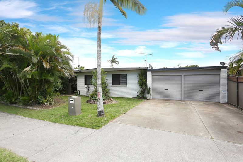 682 David Low Way, Pacific Paradise Property History & Address