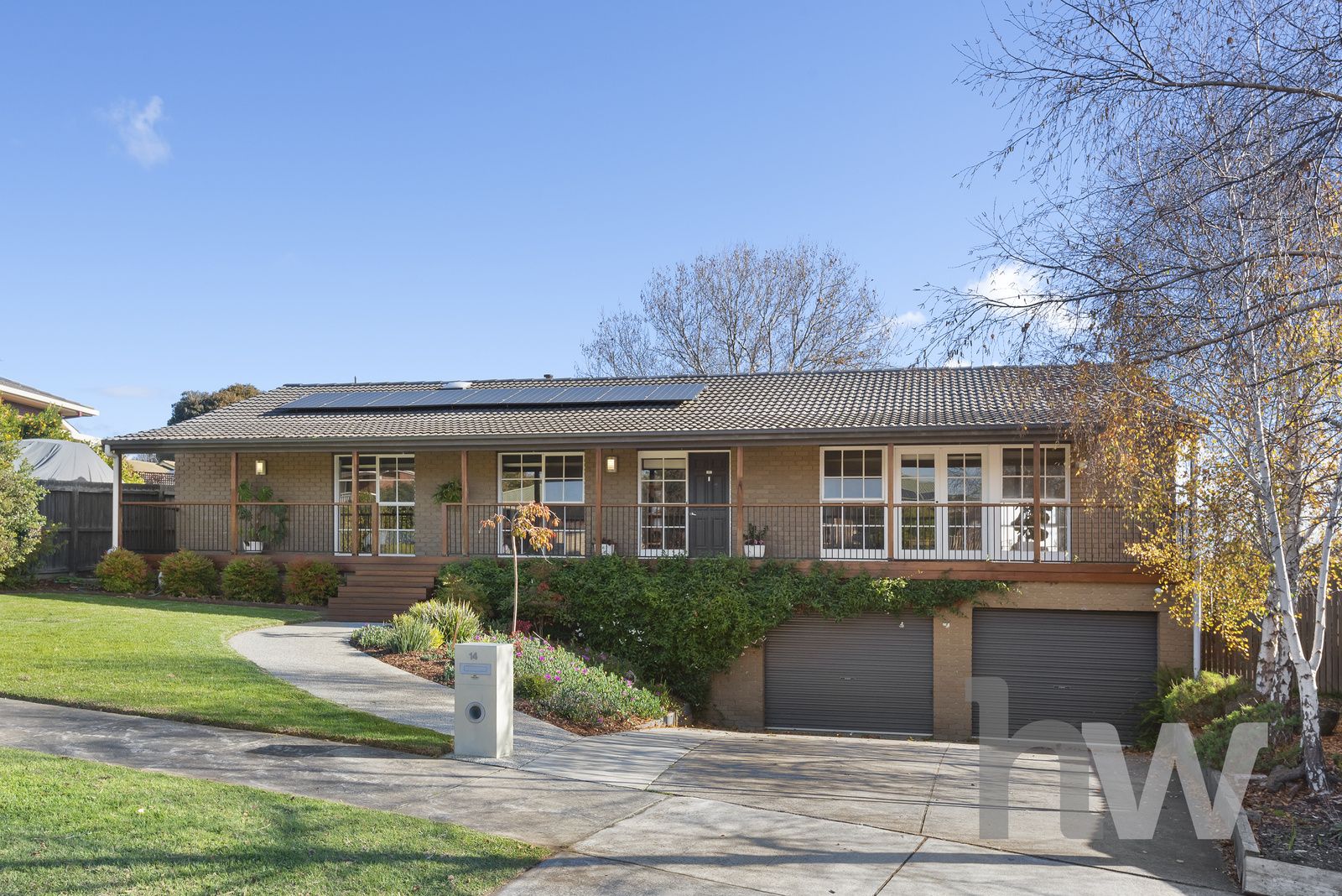 4 bedrooms House in 14 Titian Court GROVEDALE VIC, 3216
