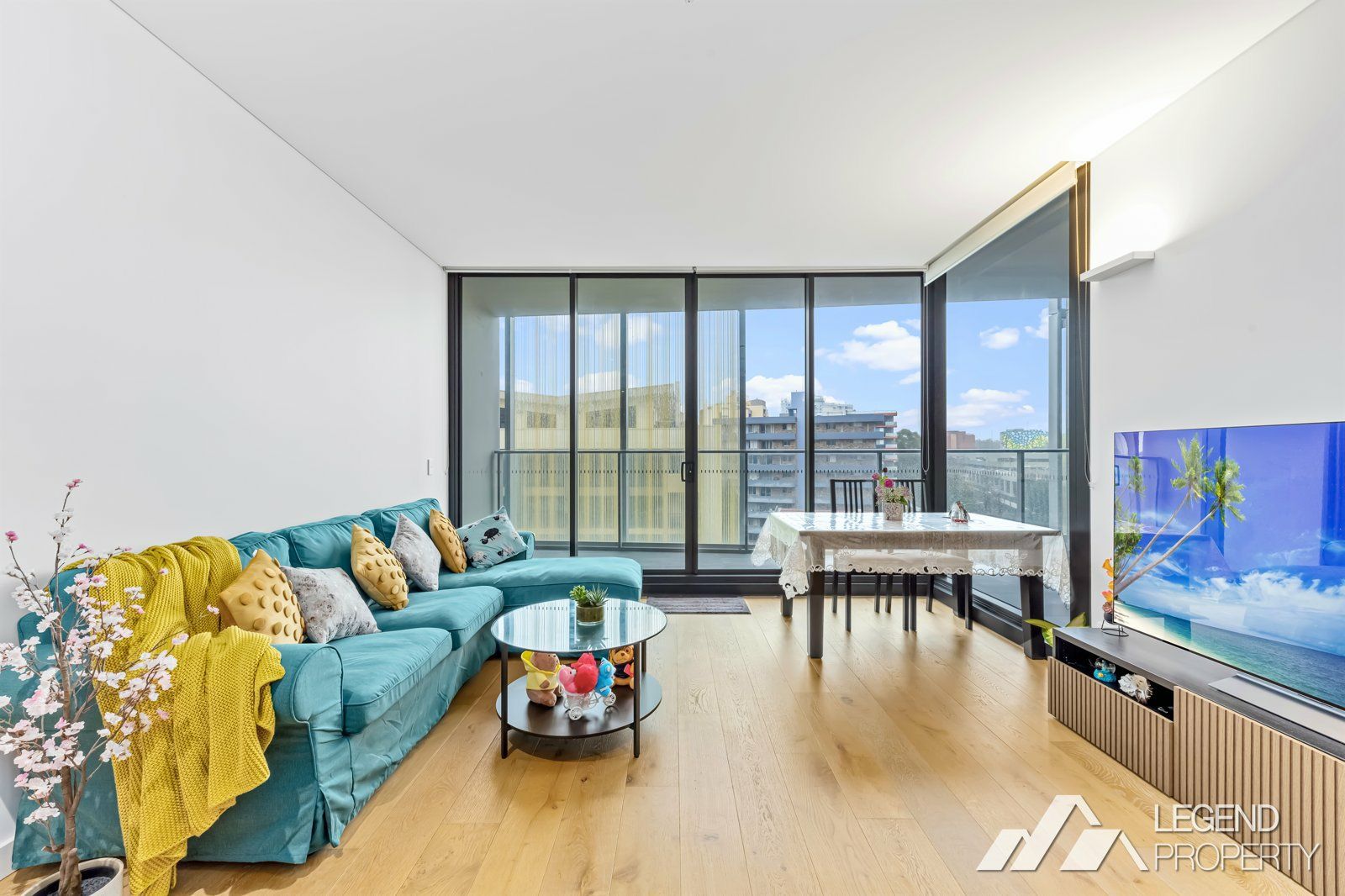 2 bedrooms Apartment / Unit / Flat in Level 7/88 Church Street PARRAMATTA NSW, 2150