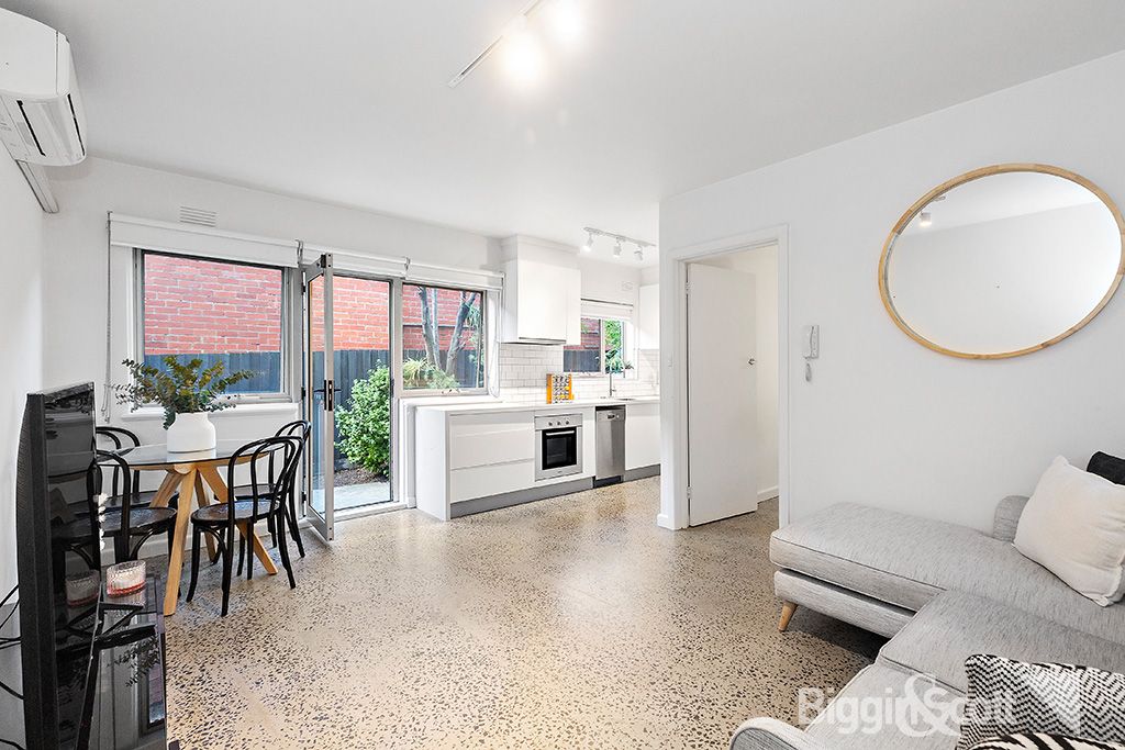 1 bedrooms Apartment / Unit / Flat in 3/22 Trinian Street PRAHRAN VIC, 3181