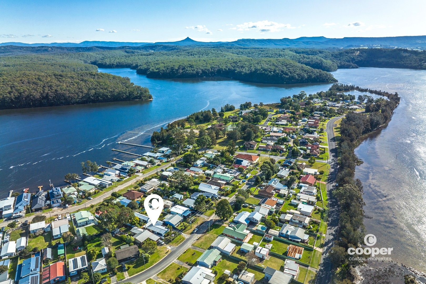 4 bedrooms House in 23 Thistleton Drive BURRILL LAKE NSW, 2539