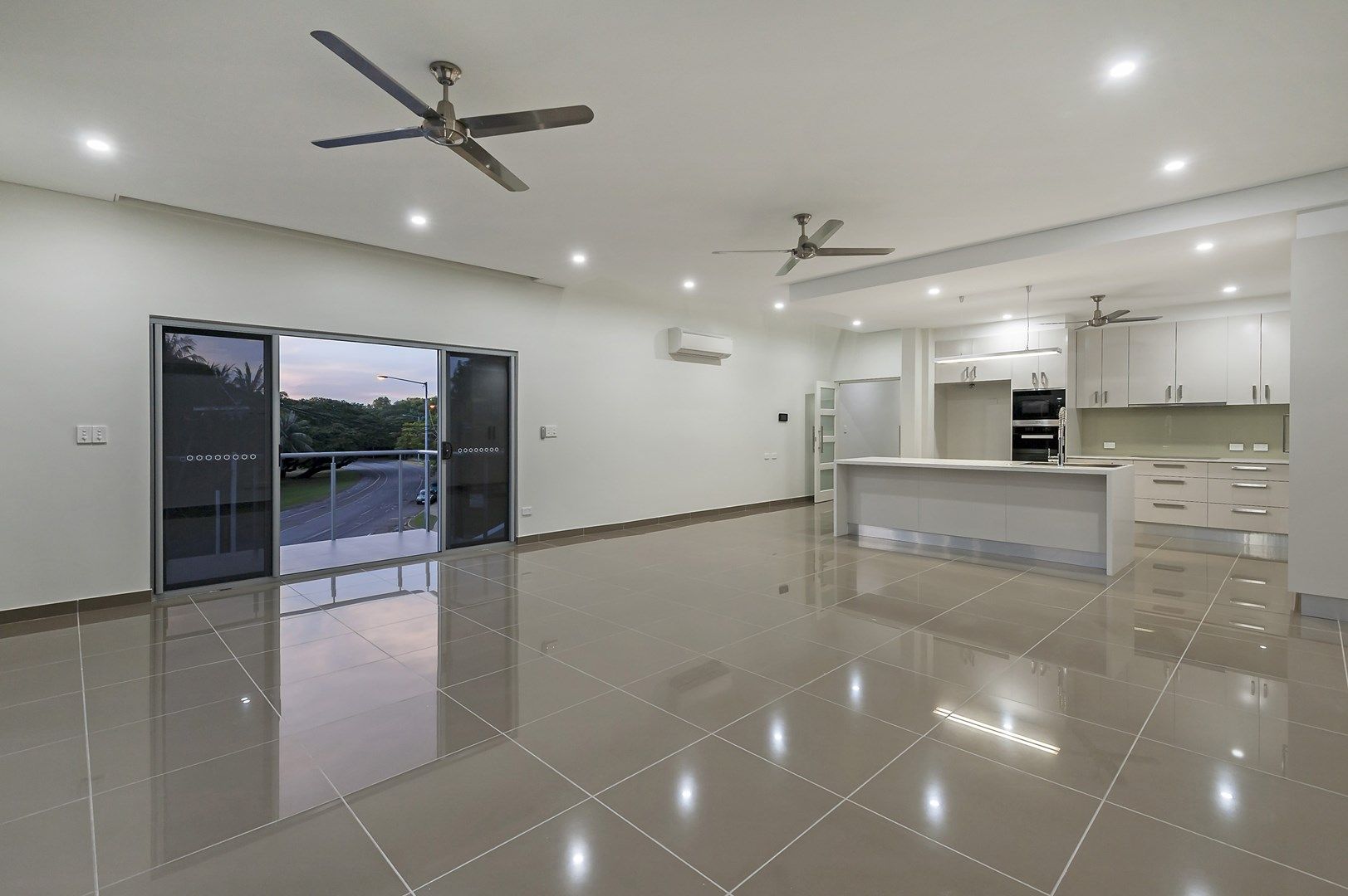 4/4 Melville Street, The Gardens NT 0820, Image 1