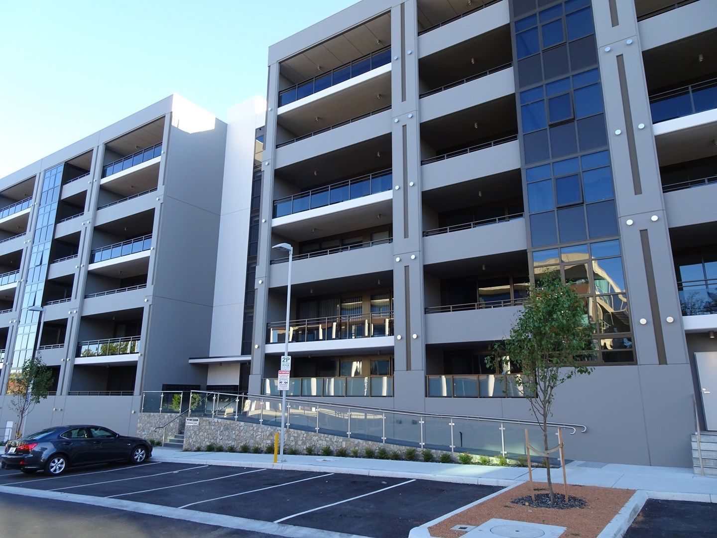 2 bedrooms Apartment / Unit / Flat in 7/44 Macquarie Street BARTON ACT, 2600