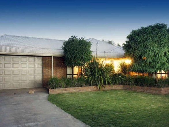 30 Mcmillan Street, Maffra VIC 3860