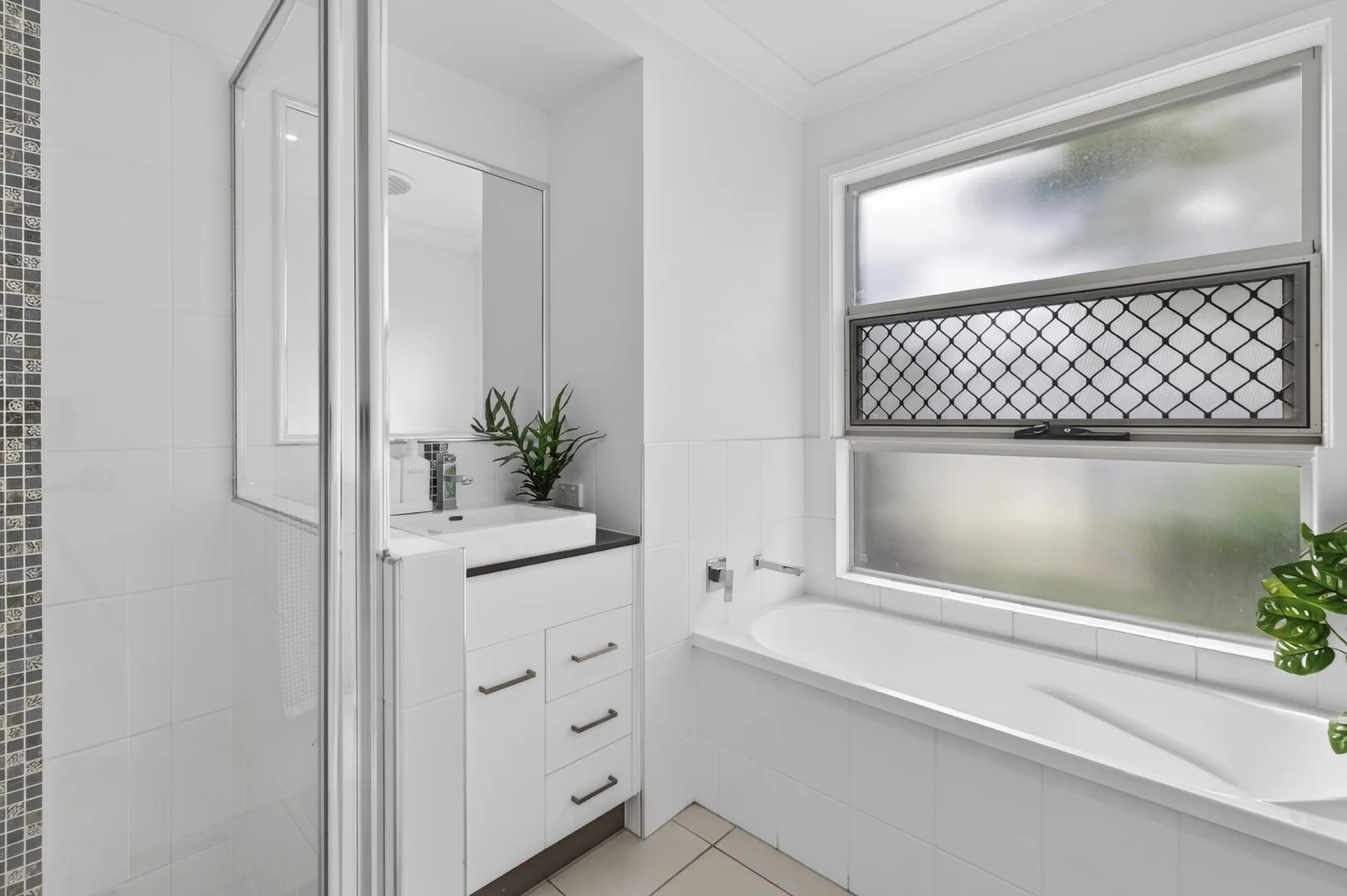 Additional image 28 of 45 Unwin Road, Redland Bay QLD 4165