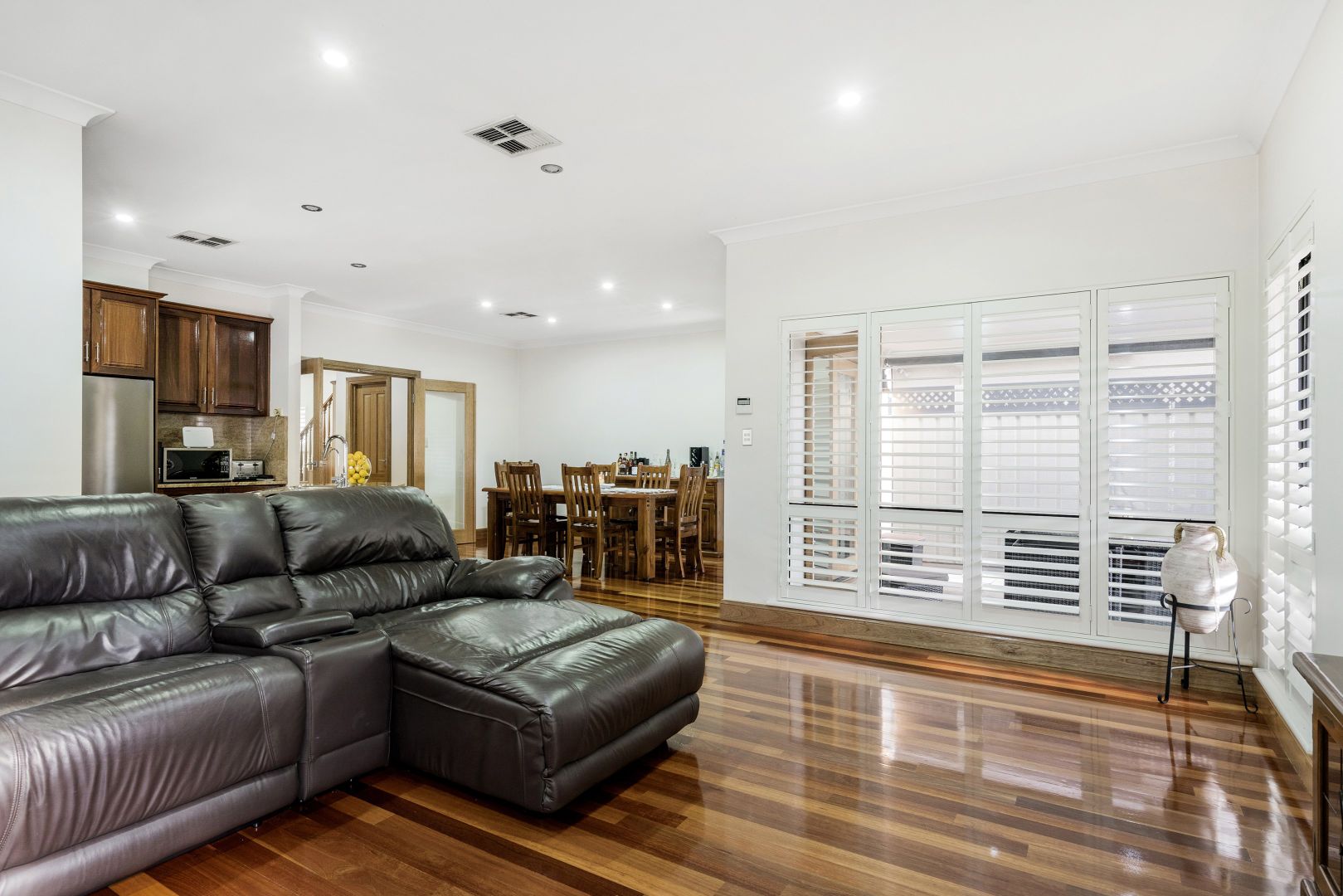 3 Charlesworth Court, Mile End SA 5031, Image 2