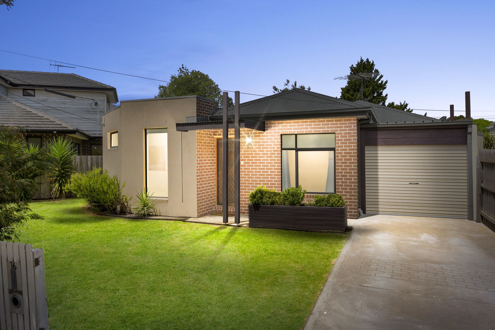 16 Hatherley Grove, Altona North VIC 3025