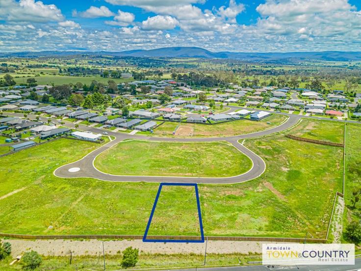 20 Colin Crescent, Armidale NSW 2350, Image 0