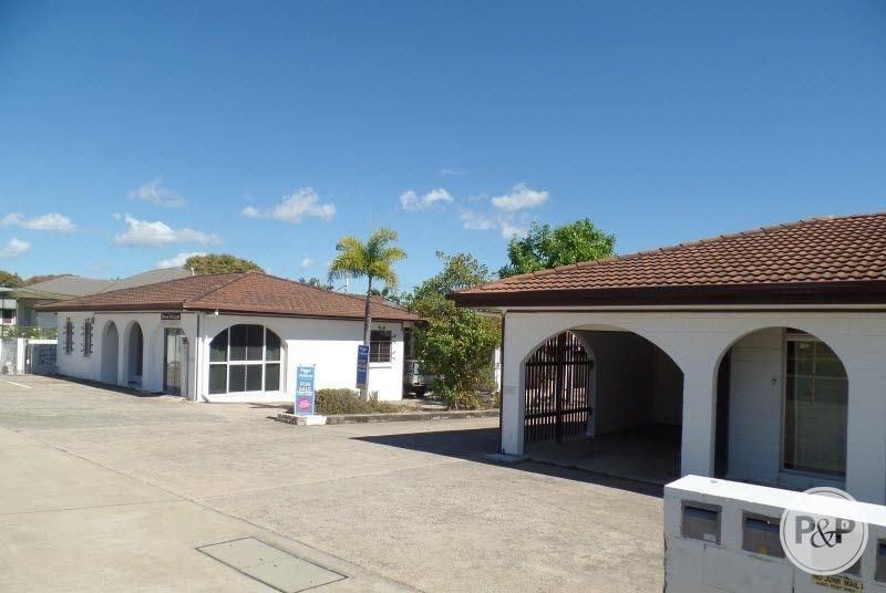 1 bedrooms Apartment / Unit / Flat in 4/179 Bundock Street WEST END QLD, 4810