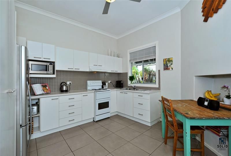 29 Burwood Street, Kahibah NSW 2290, Image 2