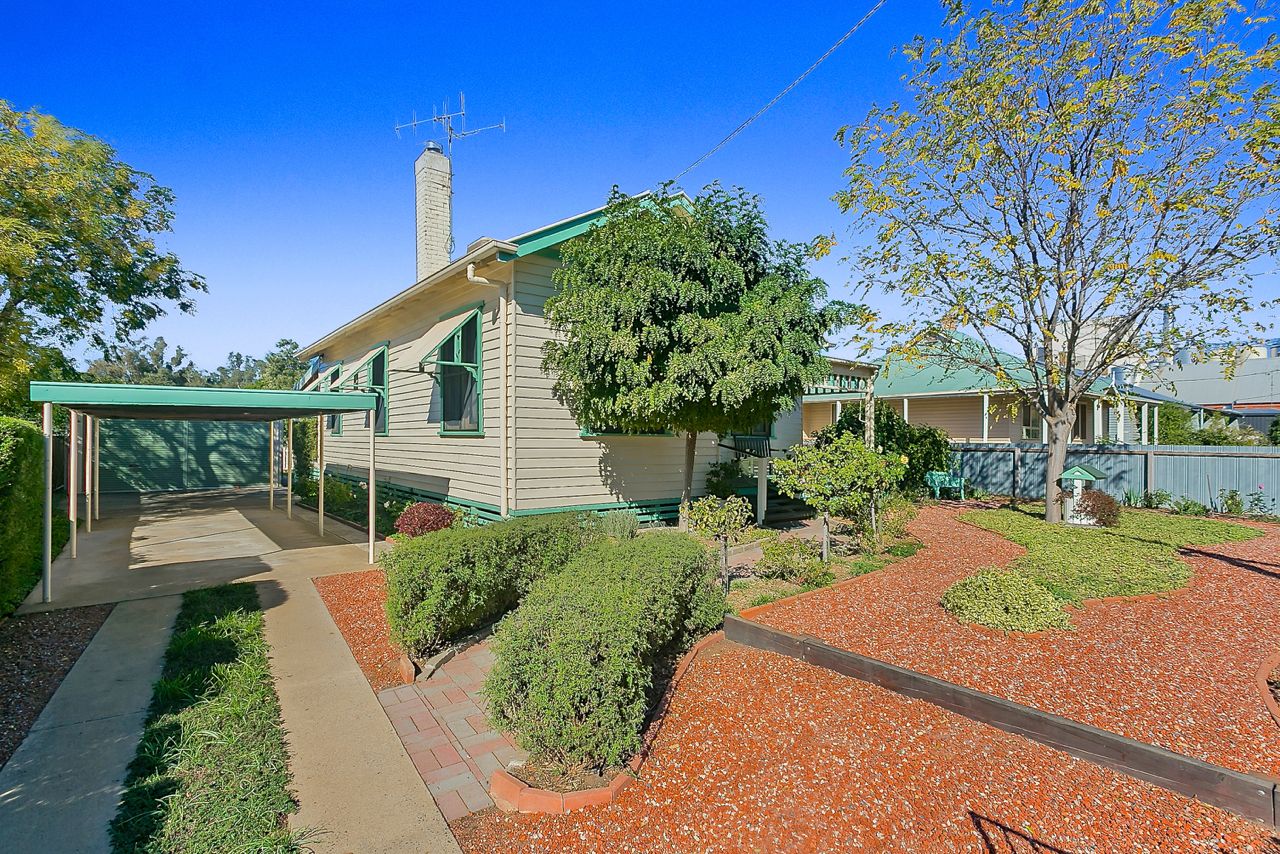 9 Hart Street, Rochester VIC 3561, Image 1