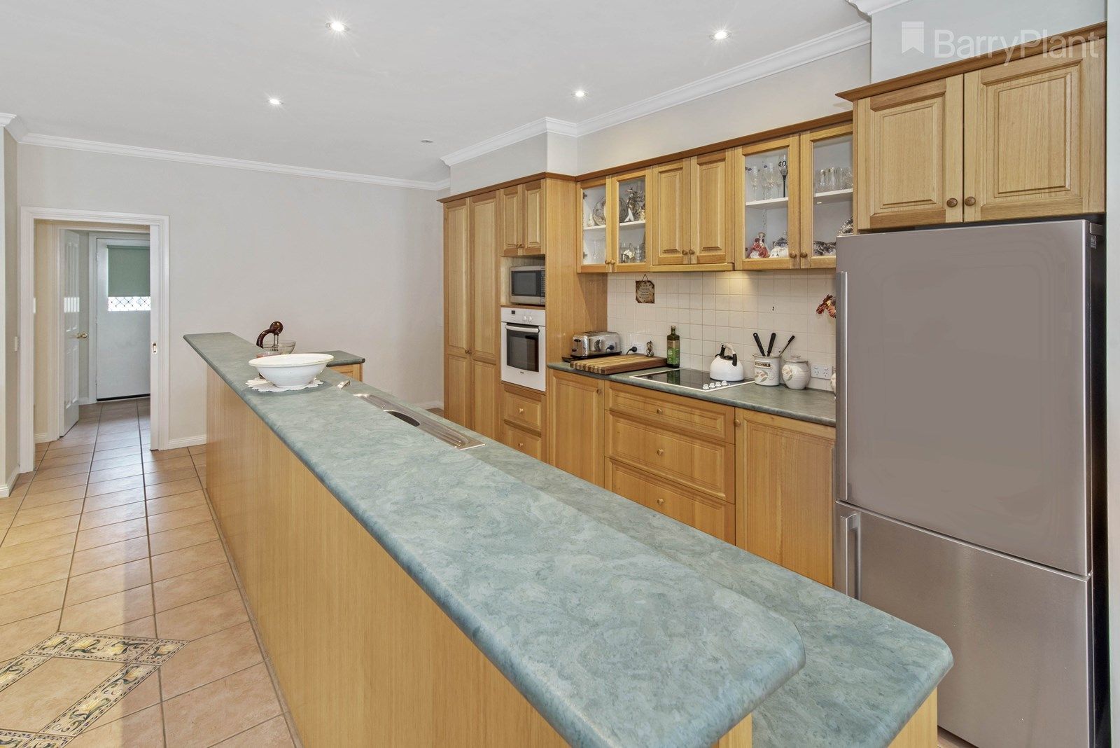 93 Havlin Street East, Flora Hill VIC 3550, Image 2