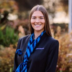 Chantelle Norris, Property manager