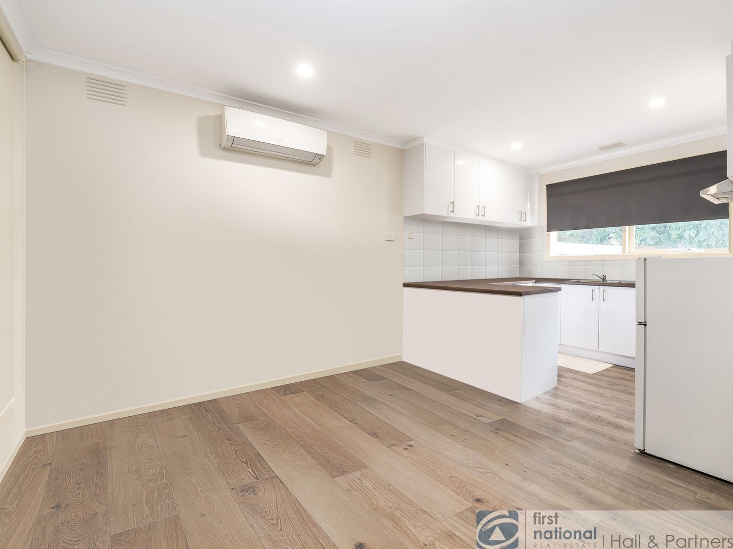 5/13 Railway Avenue, Beaconsfield VIC 3807, Image 2