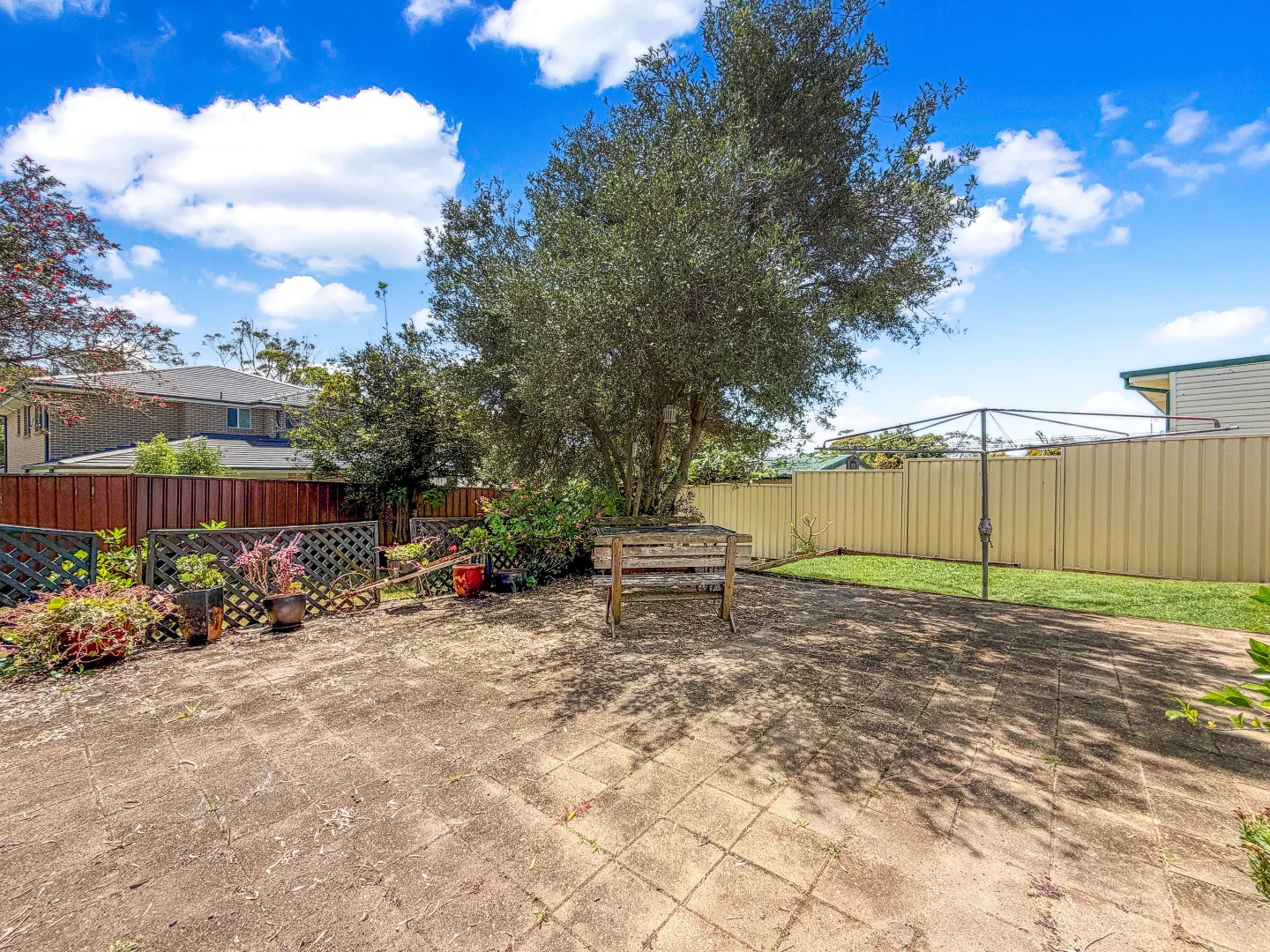 10 Stratford Road, Unanderra NSW 2526 | Domain
