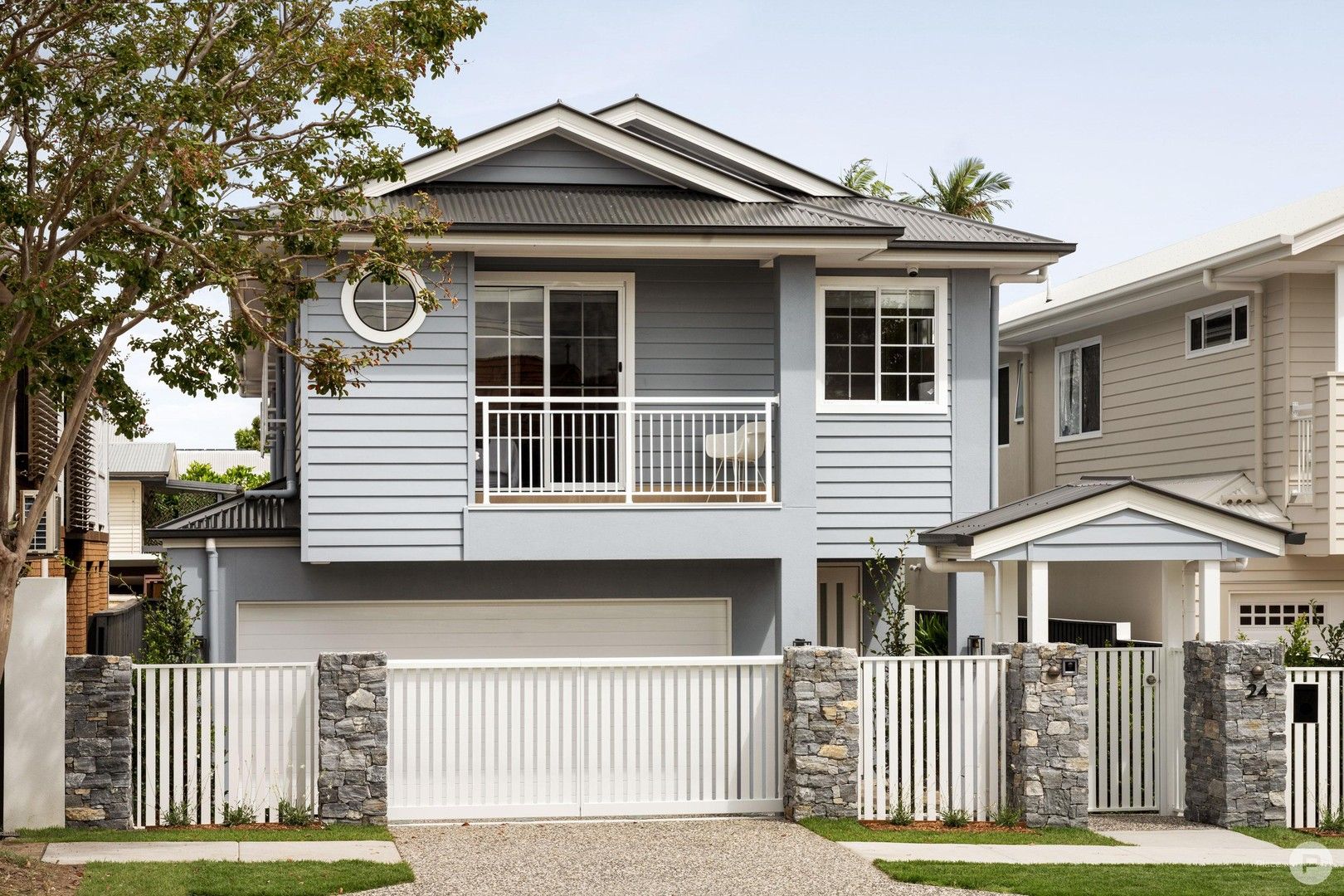 5 bedrooms House in 24 Drane Street CLAYFIELD QLD, 4011