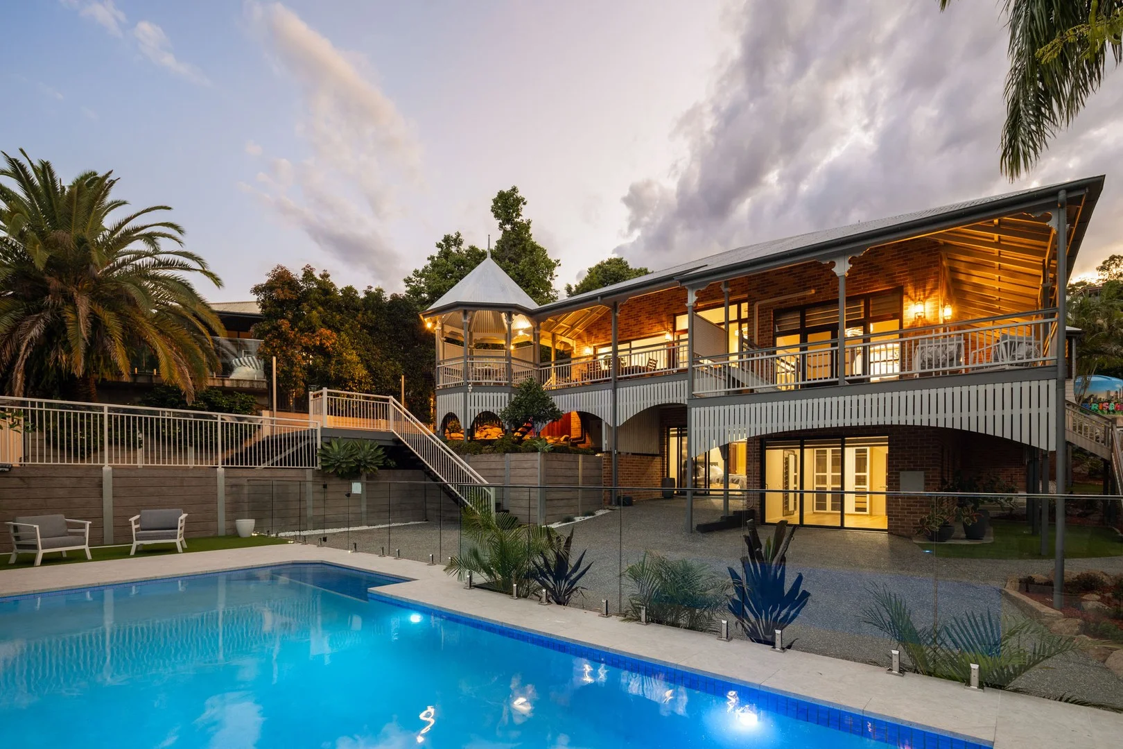 32 Tristania Drive, Bardon QLD 4065