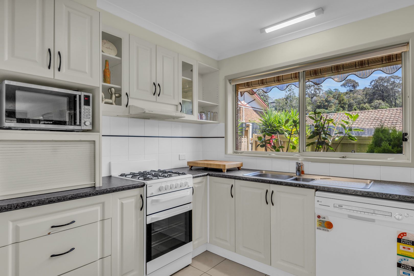 33 Berrambool Drive, Berrambool NSW 2548, Image 1