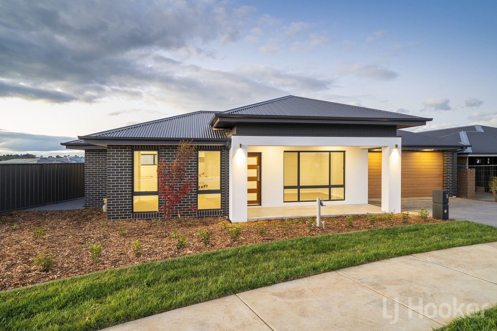 4 bedrooms House in 1 Heazlett Street GOOGONG NSW, 2620