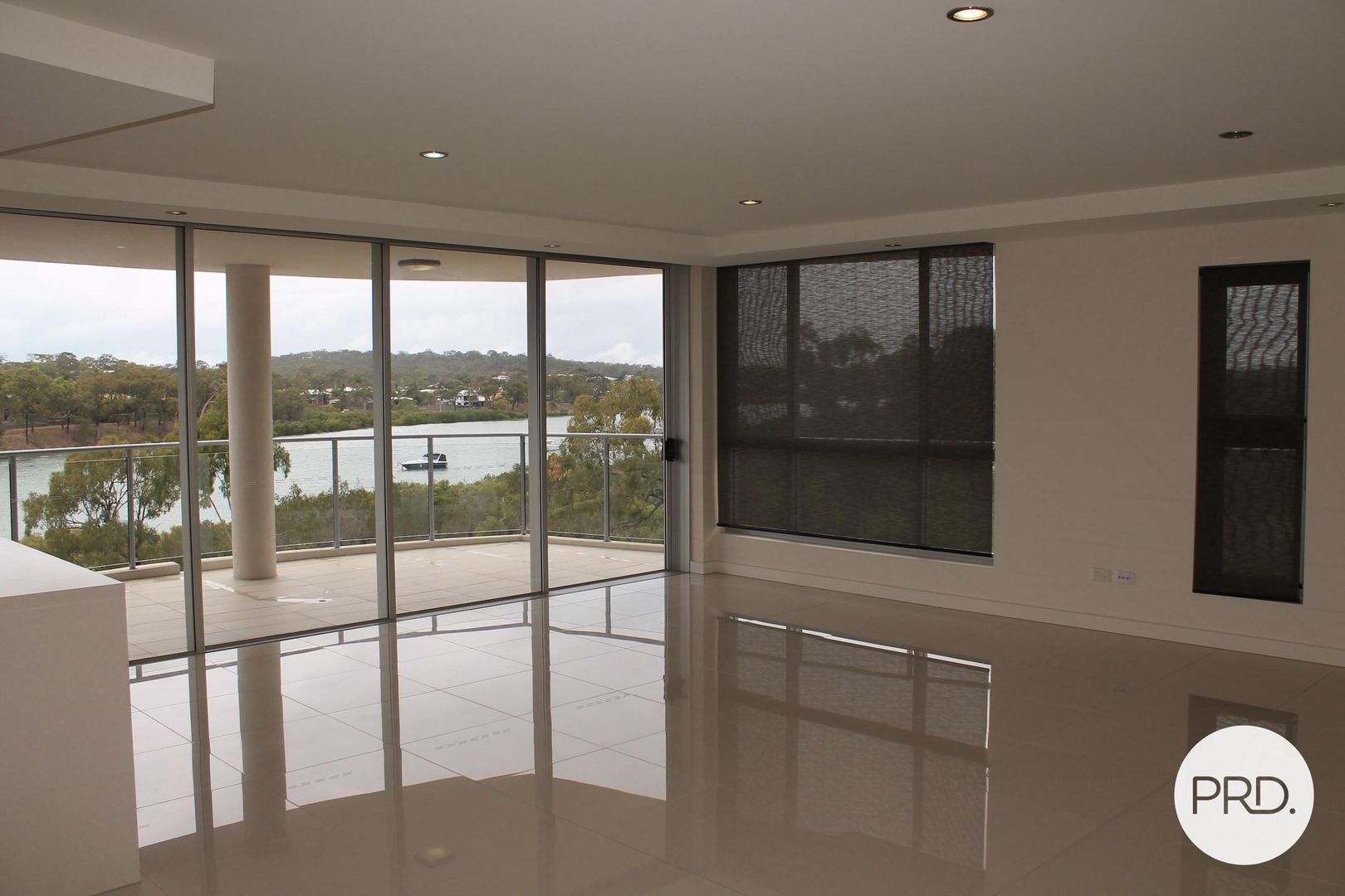 12/2 THE PROMENADE, Boyne Island QLD 4680, Image 2