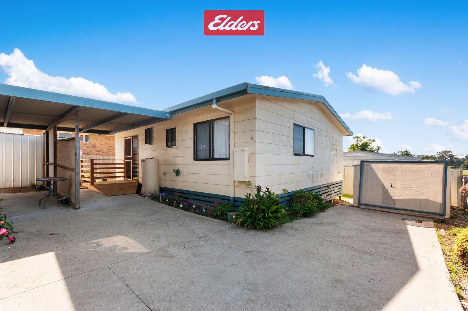 1 & 2/70 Palmers Road, Lakes Entrance VIC 3909, Image 2