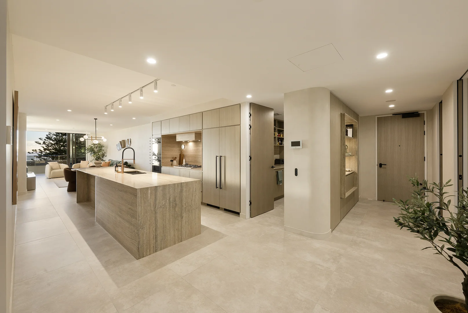 Additional image 4 of 502/58 The Esplanade, Burleigh Heads QLD 4220