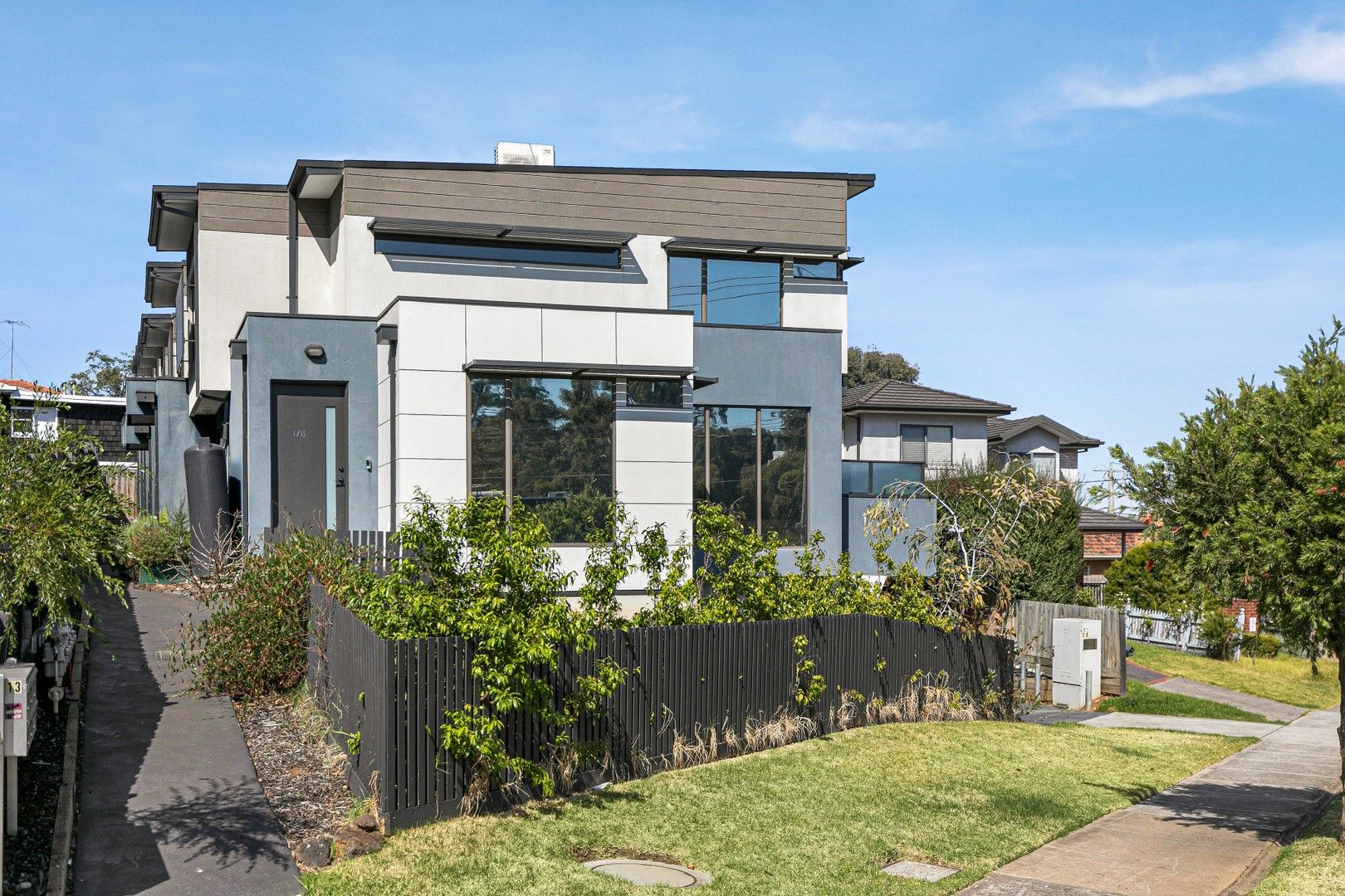 2 bedrooms Townhouse in 2/13 Fawkner Road PASCOE VALE VIC, 3044