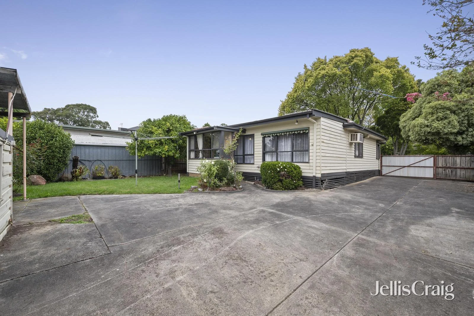 Additional image 11 of 6 Essex Court, Bayswater VIC 3153