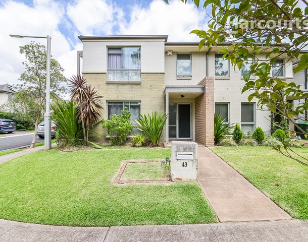 43 Hadlow Avenue, Glenfield NSW 2167