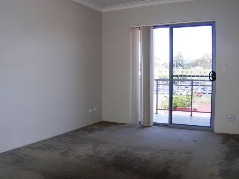 26/7-9 King St, Campbelltown NSW 2560, Image 2