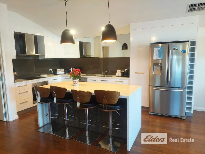 13A1 Victoria Street, Robe SA 5276 - House For Rent | Domain