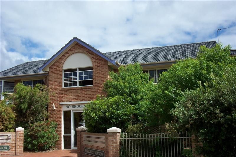 2 bedrooms Apartment / Unit / Flat in 3/90 Brooks Street COOKS HILL NSW, 2300