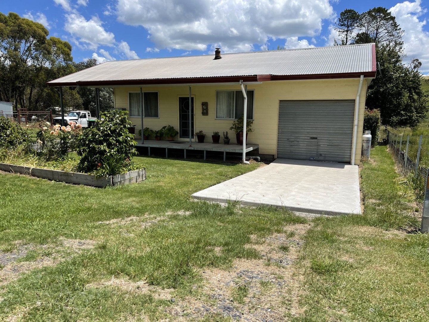 3 bedrooms House in 10 Booth Street TUMBARUMBA NSW, 2653