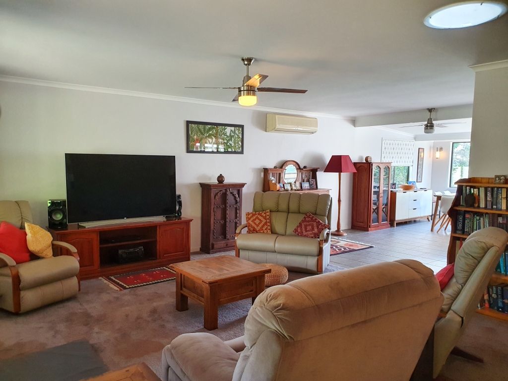 38 Hohnke Road, Nanango QLD 4615, Image 2