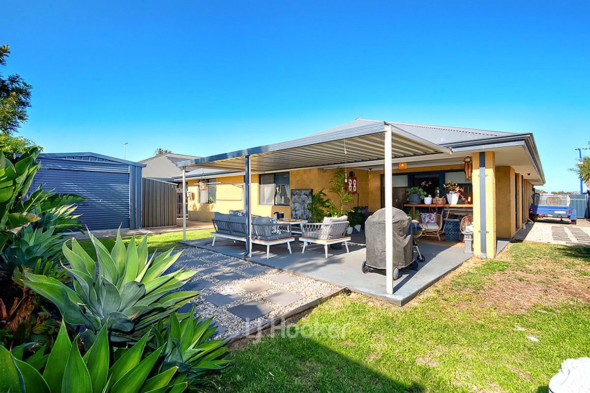 7 Norfolk Lane, Australind WA 6233, Image 2