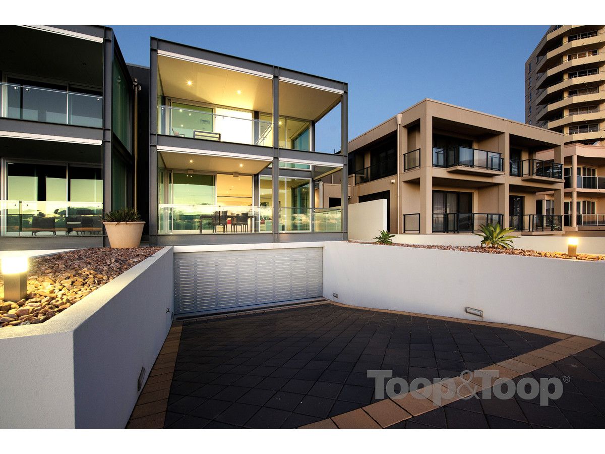 17A North Esplanade, Glenelg North SA 5045, Image 1