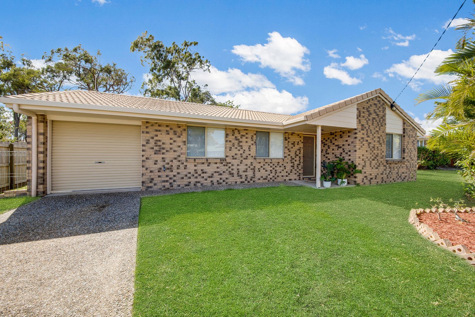 10 Yellowpatch Avenue, Clinton QLD 4680, Image 1
