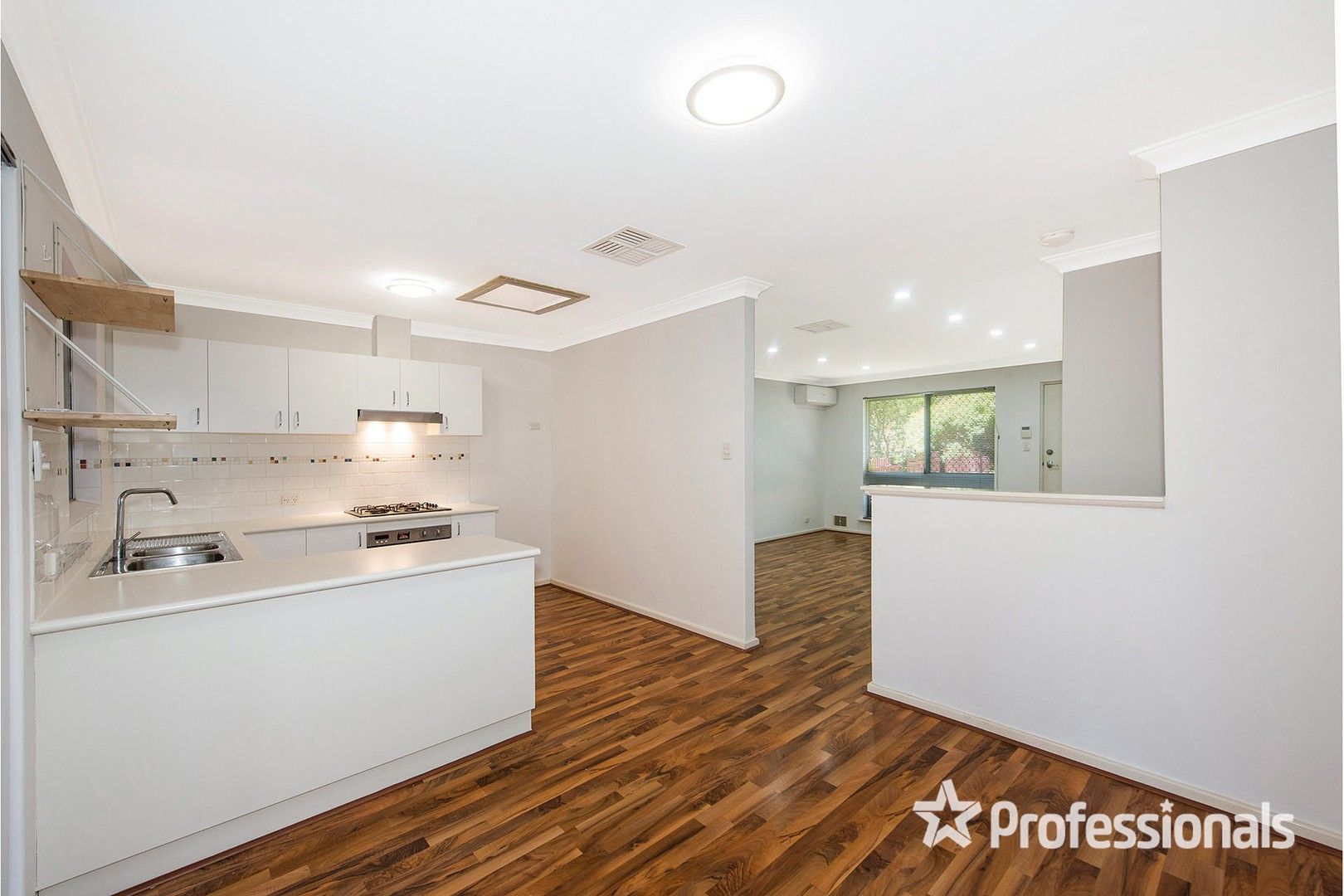 27A Bunderra Close, Karawara WA 6152, Image 2