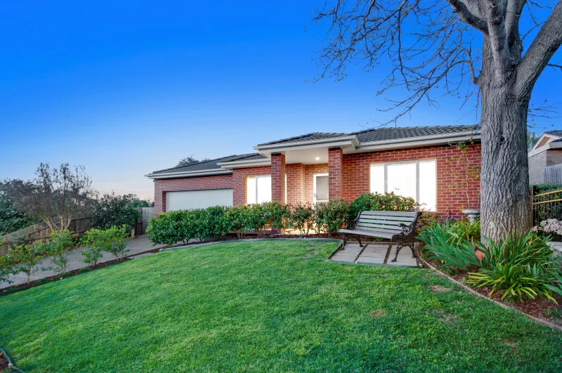 Primary image of 1/3 Wallace Ave, Frankston VIC 3199