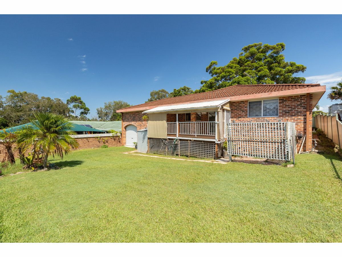 7 Karlowan Place, Forster NSW 2428, Image 0