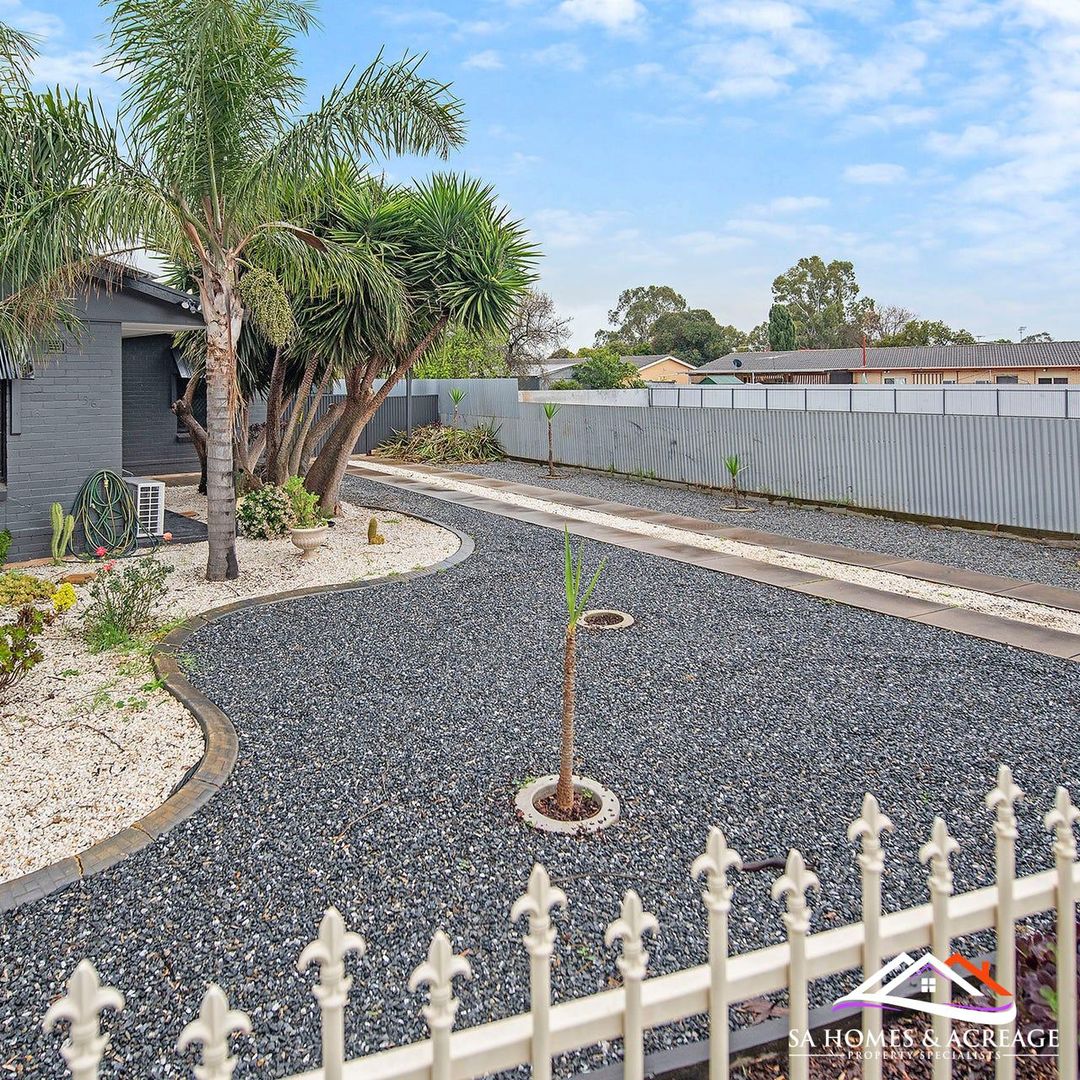 36 Richardson Road, Elizabeth South SA 5112 House For Rent 400