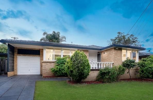 3 bedrooms House in 14 Marina Road BAULKHAM HILLS NSW, 2153