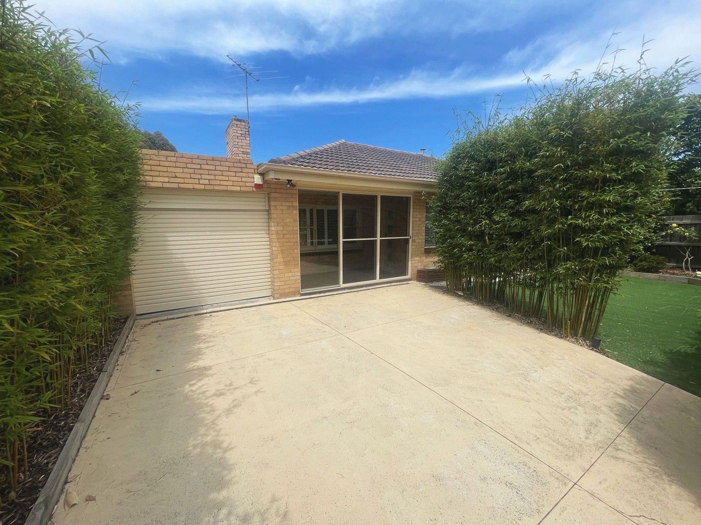 3 bedrooms House in 12 Voumard Street OAKLEIGH SOUTH VIC, 3167