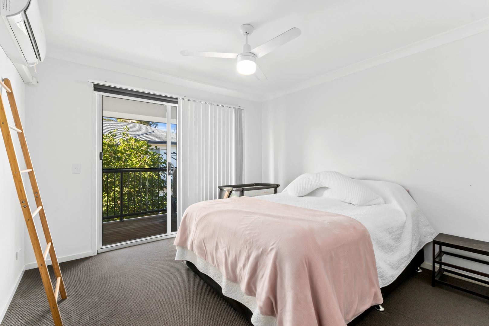 2/180-182 Thorneside Road, Thorneside QLD 4158, Image 1