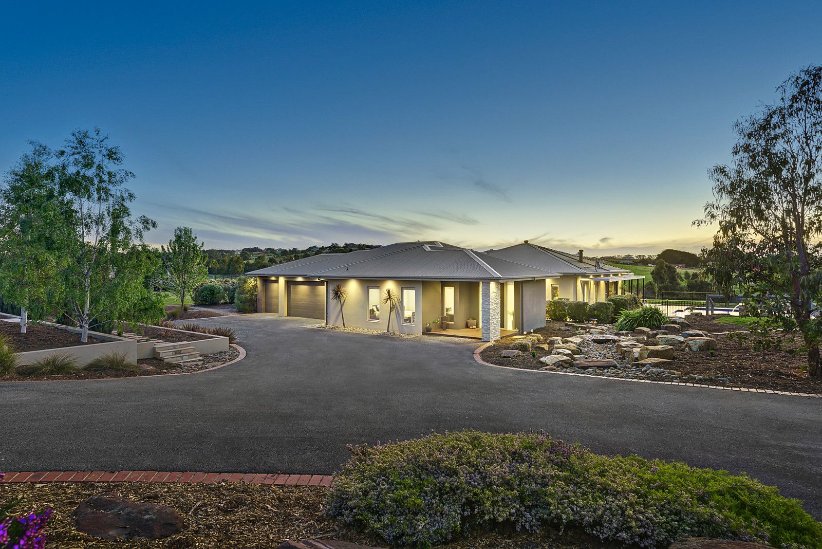 60 Sunset Drive, Chirnside Park Property History & Address Research